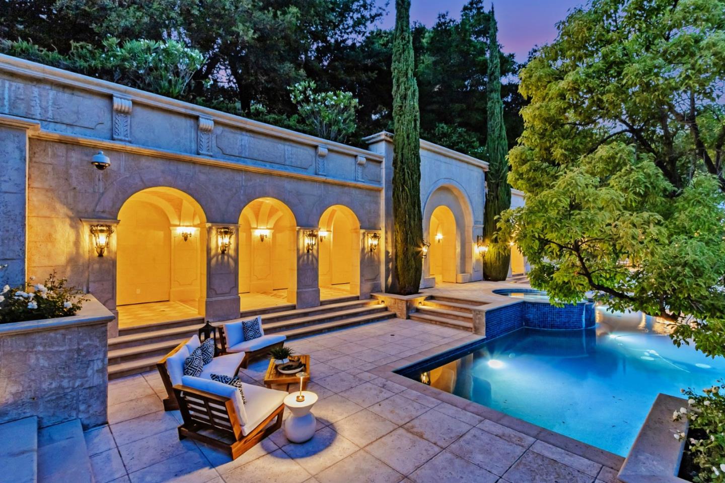 Detail Gallery Image 18 of 159 For 15681 Kennedy Rd, Los Gatos,  CA 95032 - 8 Beds | 10/1 Baths
