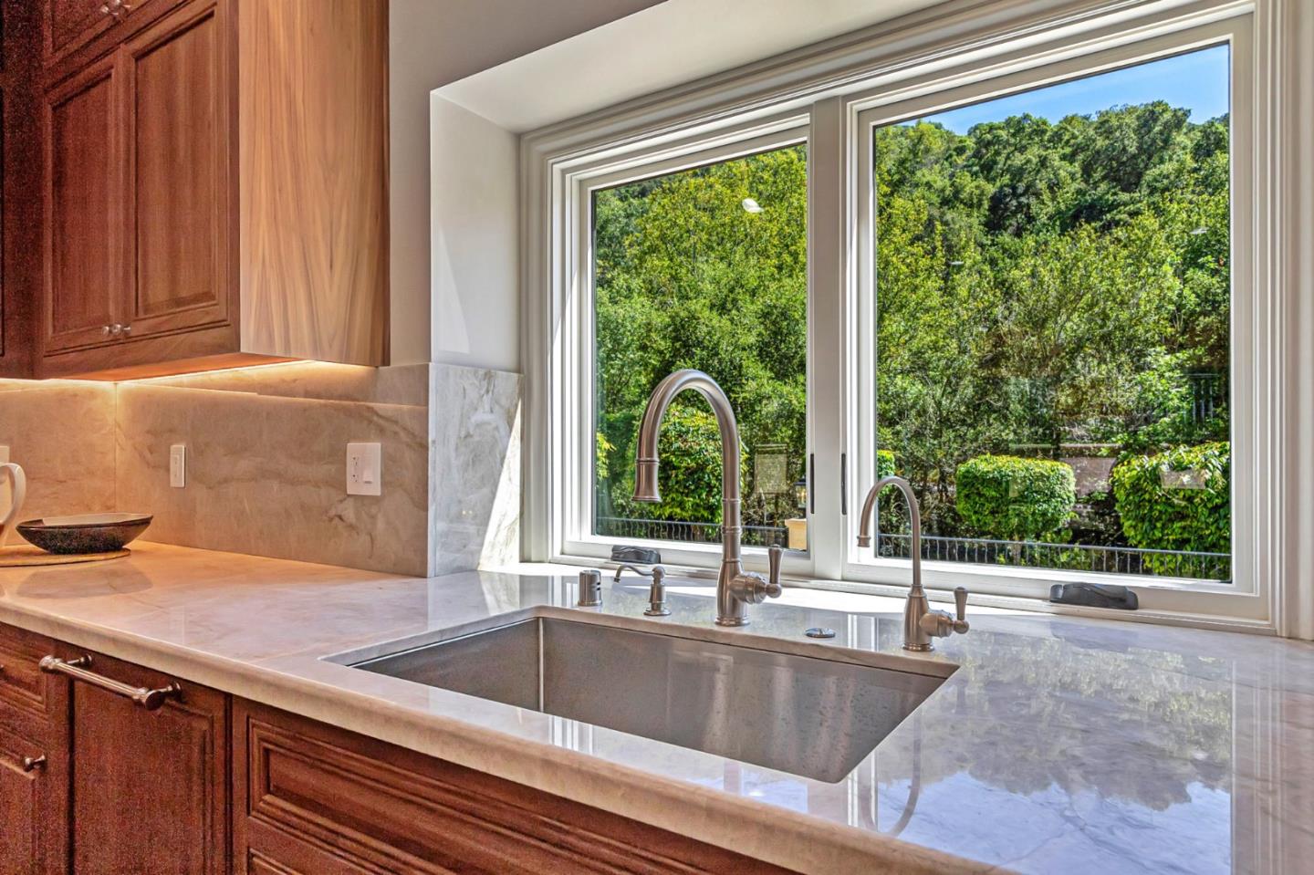 Detail Gallery Image 49 of 159 For 15681 Kennedy Rd, Los Gatos,  CA 95032 - 8 Beds | 10/1 Baths