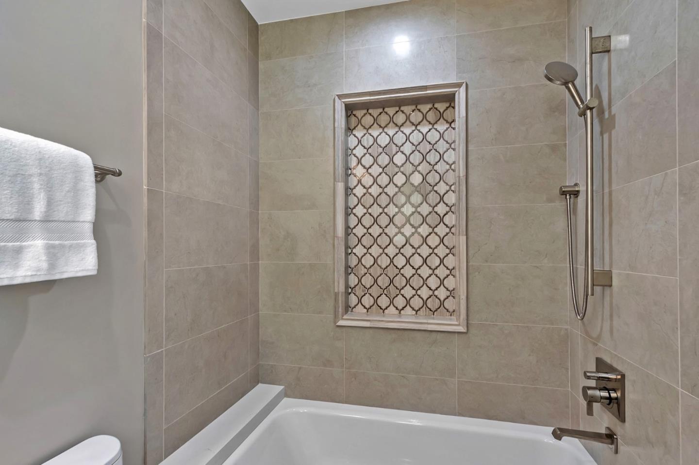 Detail Gallery Image 71 of 159 For 15681 Kennedy Rd, Los Gatos,  CA 95032 - 8 Beds | 10/1 Baths