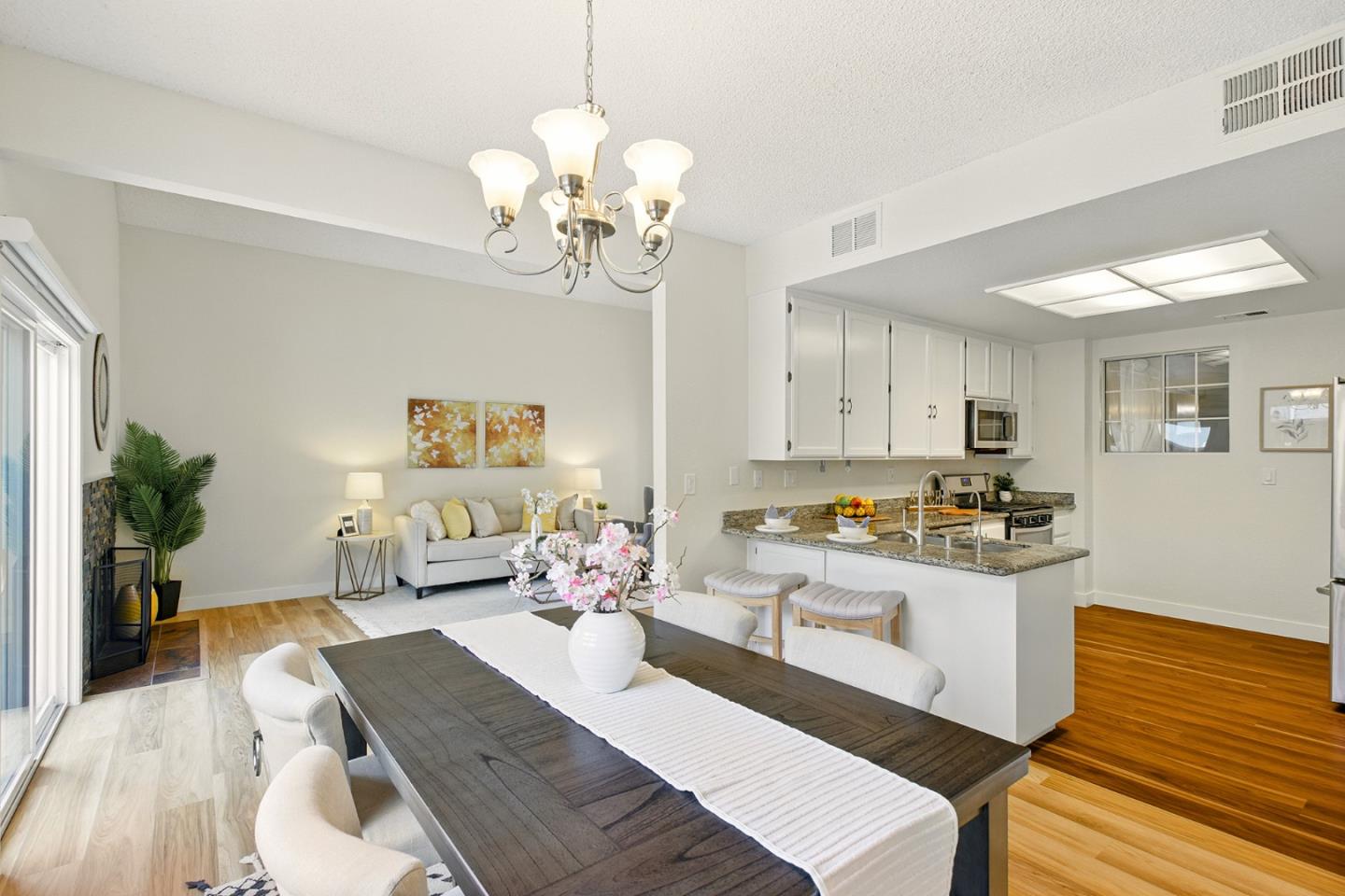 Detail Gallery Image 16 of 63 For 34348 Siward Dr, Fremont,  CA 94555 - 3 Beds | 2/1 Baths