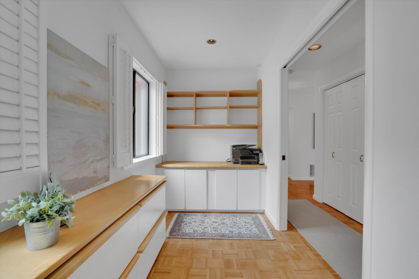 Detail Gallery Image 21 of 52 For 141 Santa Clara St, Brisbane,  CA 94005 - 4 Beds | 3/1 Baths