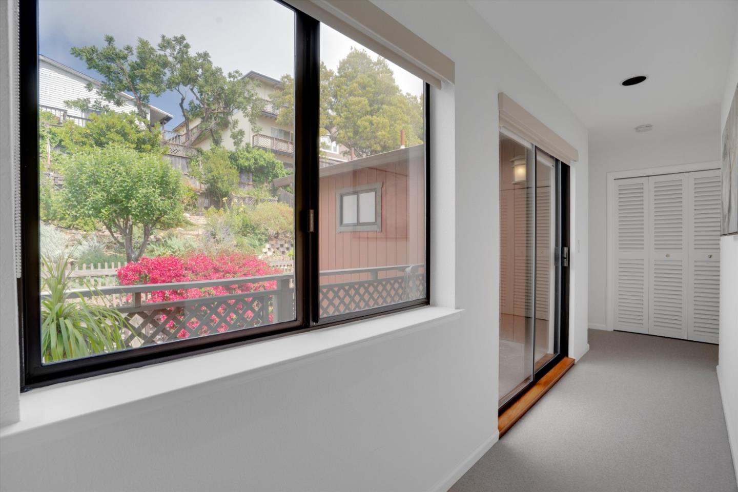 Detail Gallery Image 22 of 52 For 141 Santa Clara St, Brisbane,  CA 94005 - 4 Beds | 3/1 Baths