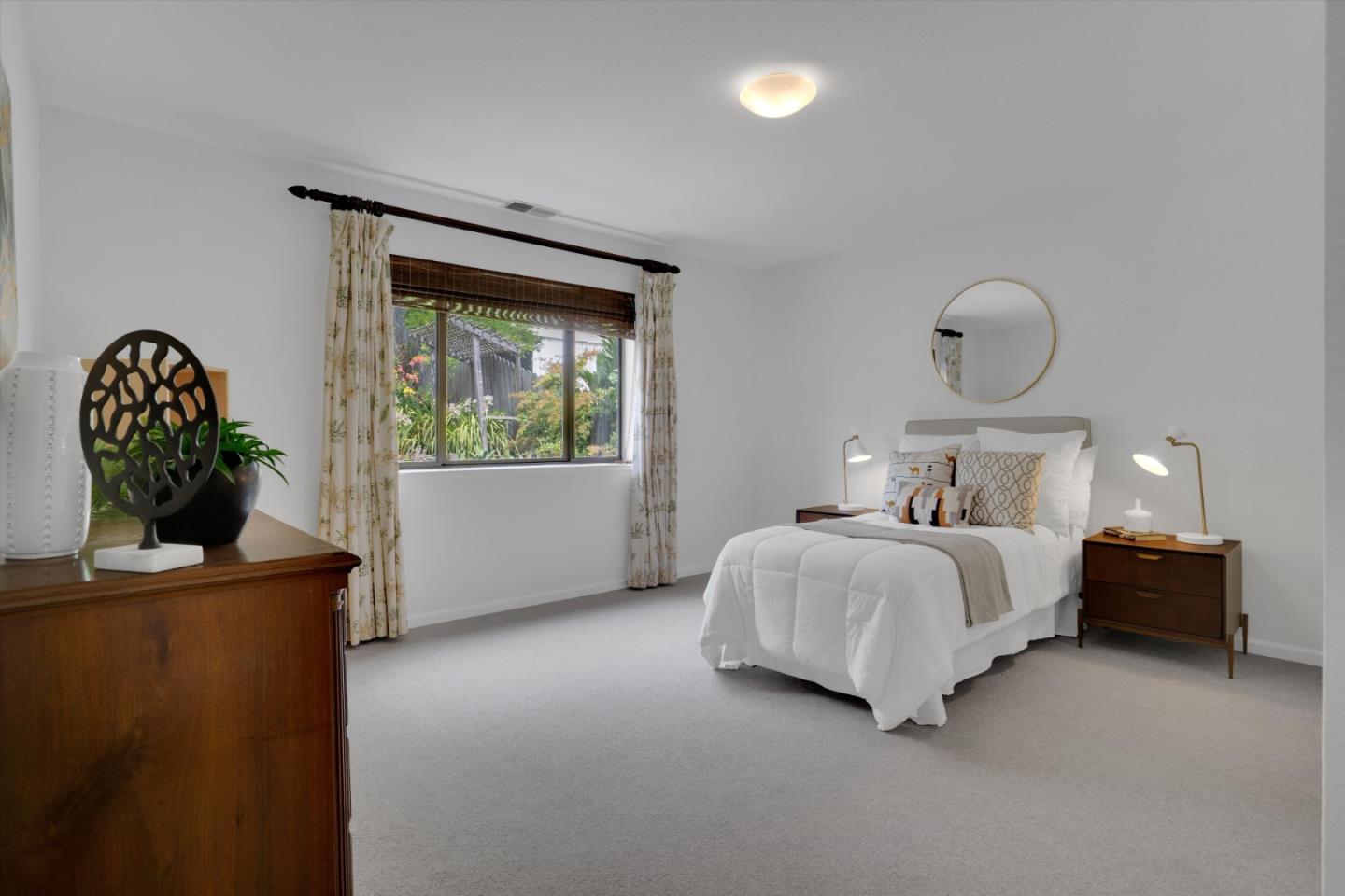 Detail Gallery Image 24 of 52 For 141 Santa Clara St, Brisbane,  CA 94005 - 4 Beds | 3/1 Baths