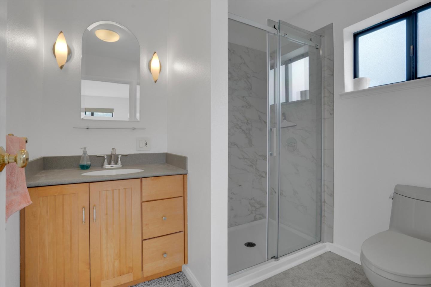 Detail Gallery Image 32 of 52 For 141 Santa Clara St, Brisbane,  CA 94005 - 4 Beds | 3/1 Baths