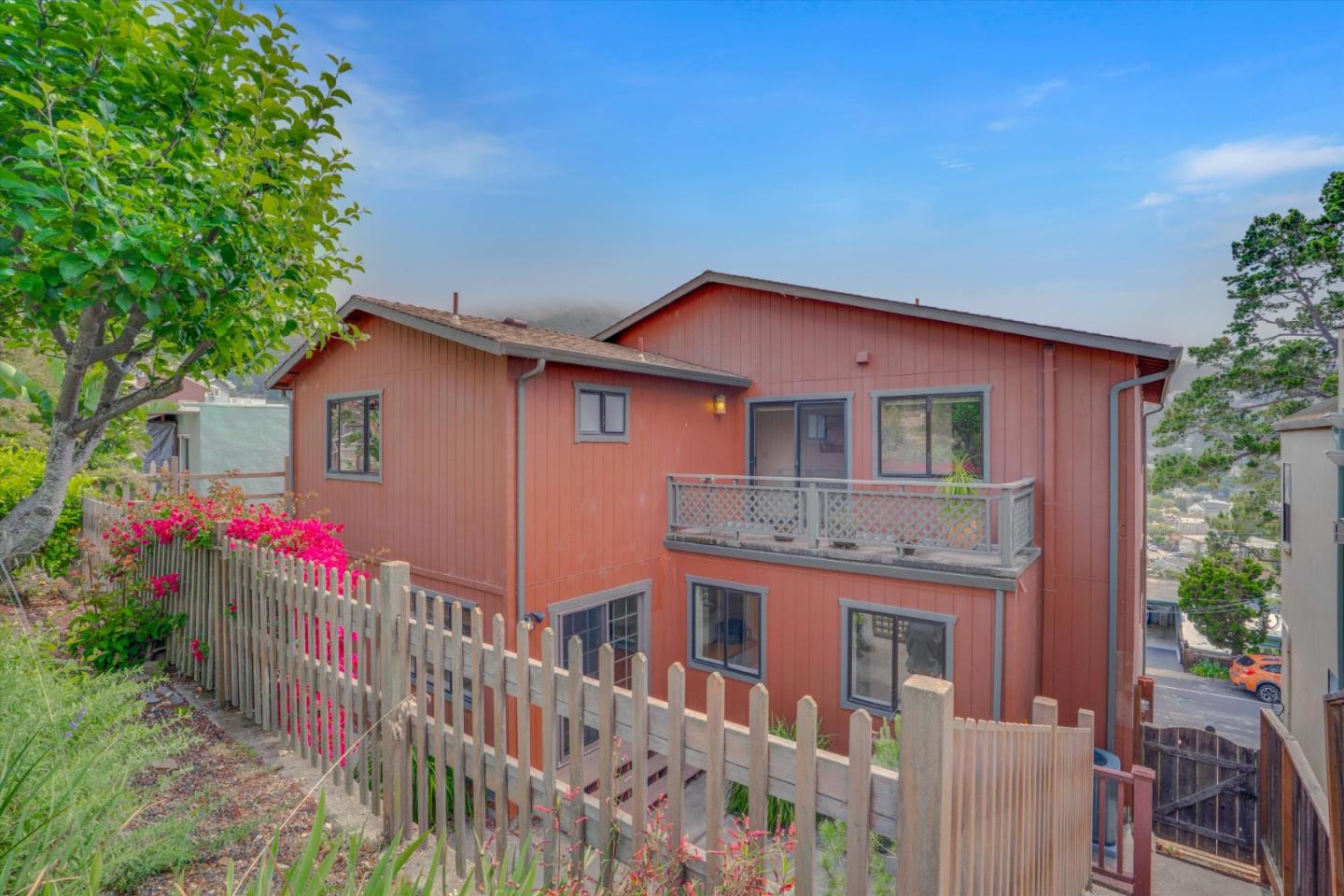 Detail Gallery Image 40 of 52 For 141 Santa Clara St, Brisbane,  CA 94005 - 4 Beds | 3/1 Baths