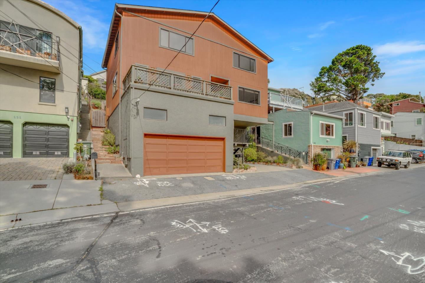Detail Gallery Image 48 of 52 For 141 Santa Clara St, Brisbane,  CA 94005 - 4 Beds | 3/1 Baths