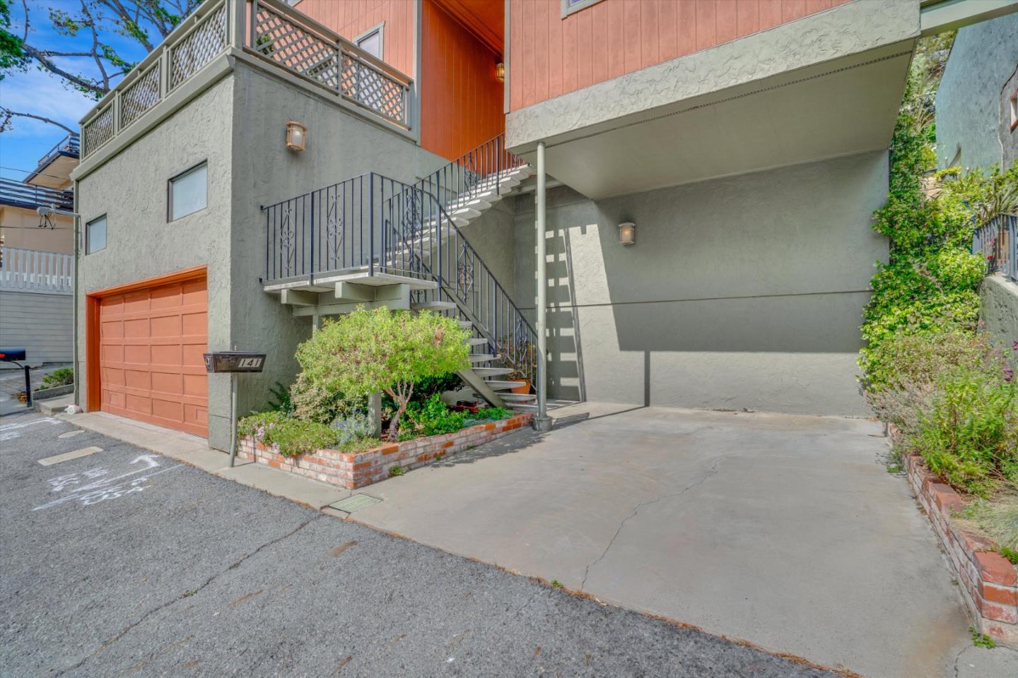 Detail Gallery Image 50 of 52 For 141 Santa Clara St, Brisbane,  CA 94005 - 4 Beds | 3/1 Baths
