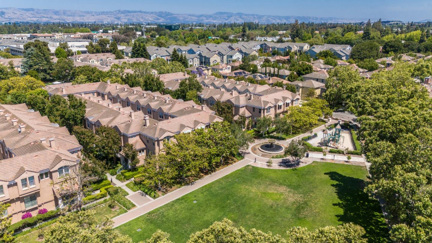 Detail Gallery Image 40 of 63 For 135 Frederick Ct, Mountain View,  CA 94043 - 3 Beds | 2/1 Baths