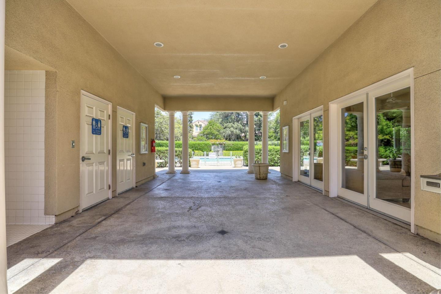 Detail Gallery Image 45 of 63 For 135 Frederick Ct, Mountain View,  CA 94043 - 3 Beds | 2/1 Baths