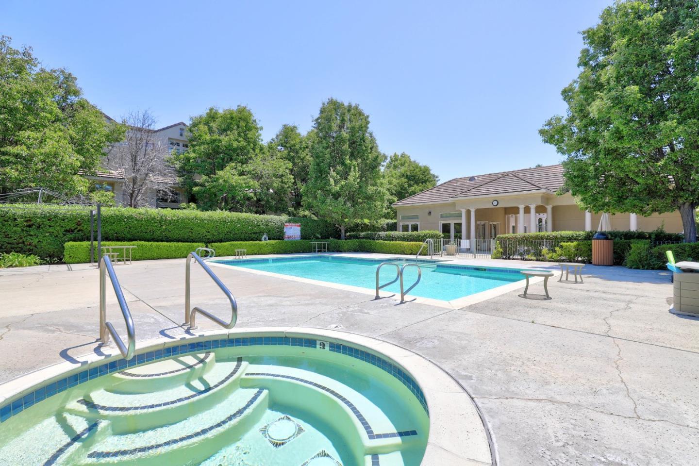 Detail Gallery Image 47 of 63 For 135 Frederick Ct, Mountain View,  CA 94043 - 3 Beds | 2/1 Baths