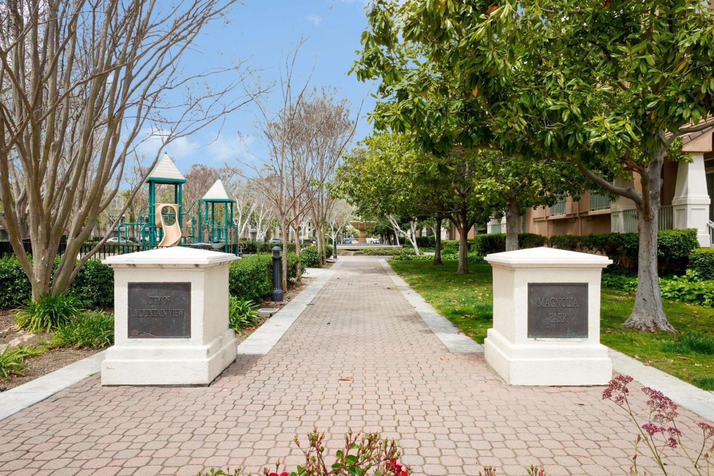 Detail Gallery Image 55 of 63 For 135 Frederick Ct, Mountain View,  CA 94043 - 3 Beds | 2/1 Baths