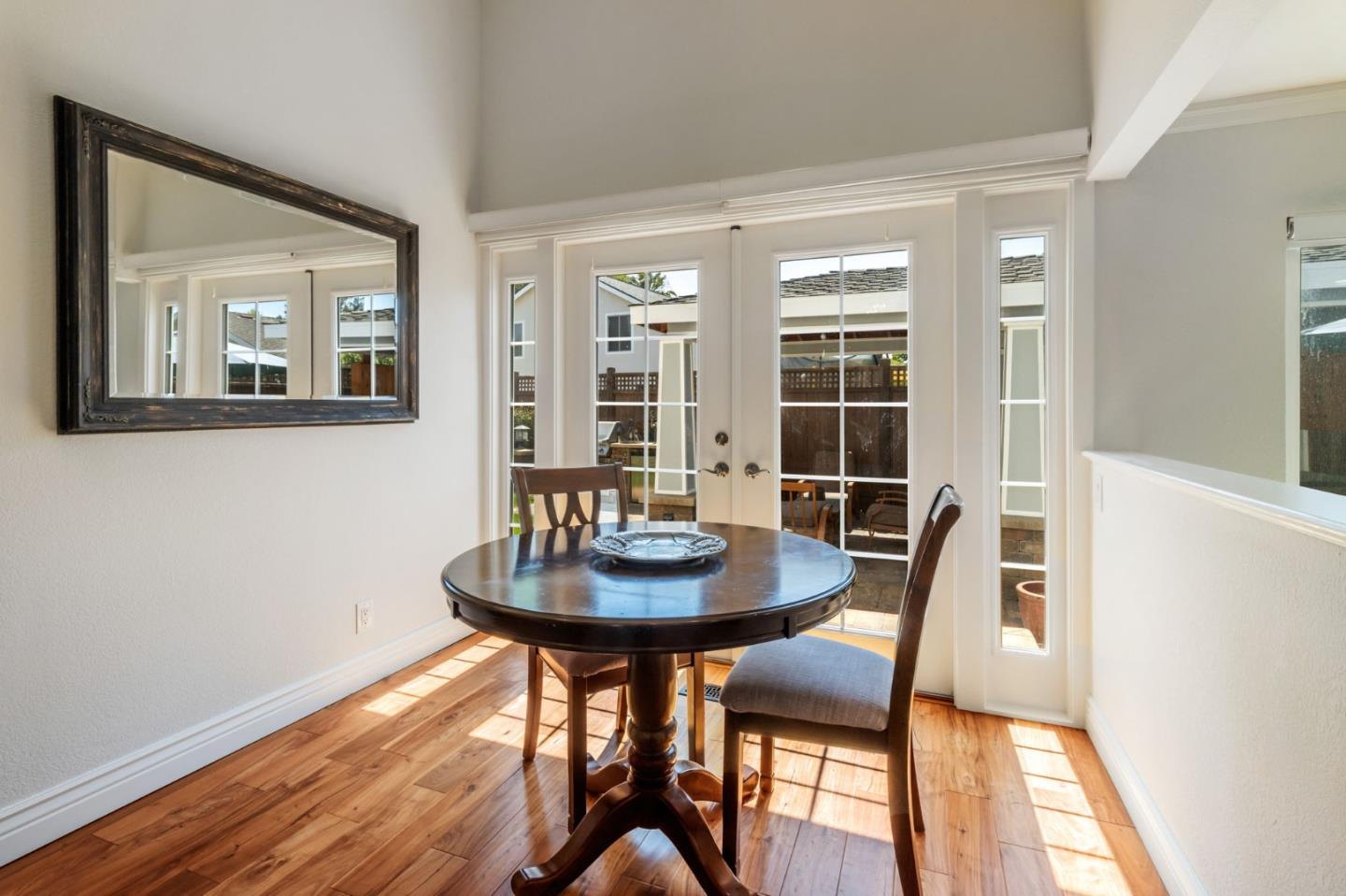 Detail Gallery Image 19 of 55 For 6273 Mountford Dr, San Jose,  CA 95123 - 5 Beds | 2/1 Baths