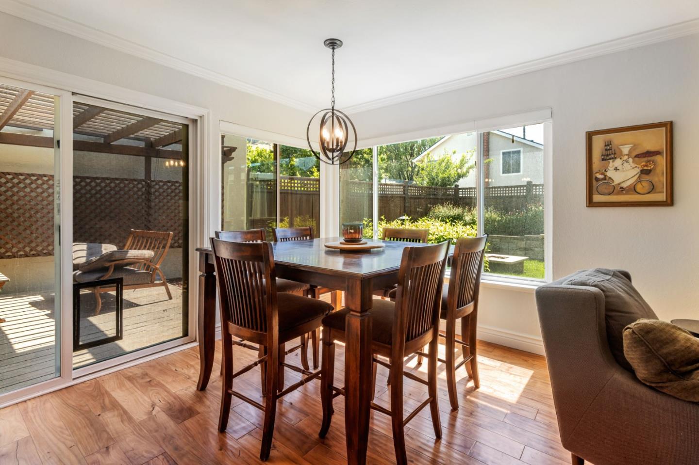 Detail Gallery Image 20 of 55 For 6273 Mountford Dr, San Jose,  CA 95123 - 5 Beds | 2/1 Baths