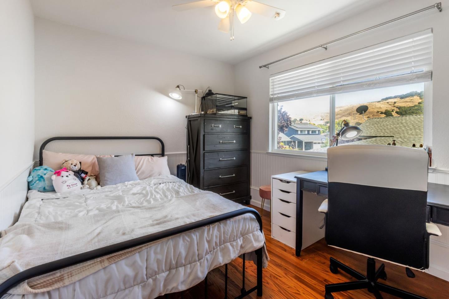 Detail Gallery Image 29 of 55 For 6273 Mountford Dr, San Jose,  CA 95123 - 5 Beds | 2/1 Baths