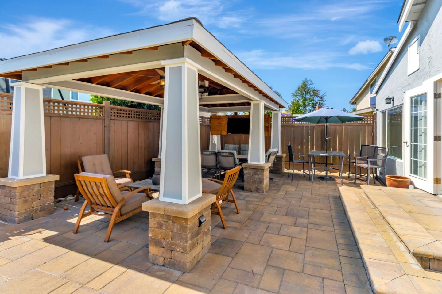 Detail Gallery Image 40 of 55 For 6273 Mountford Dr, San Jose,  CA 95123 - 5 Beds | 2/1 Baths