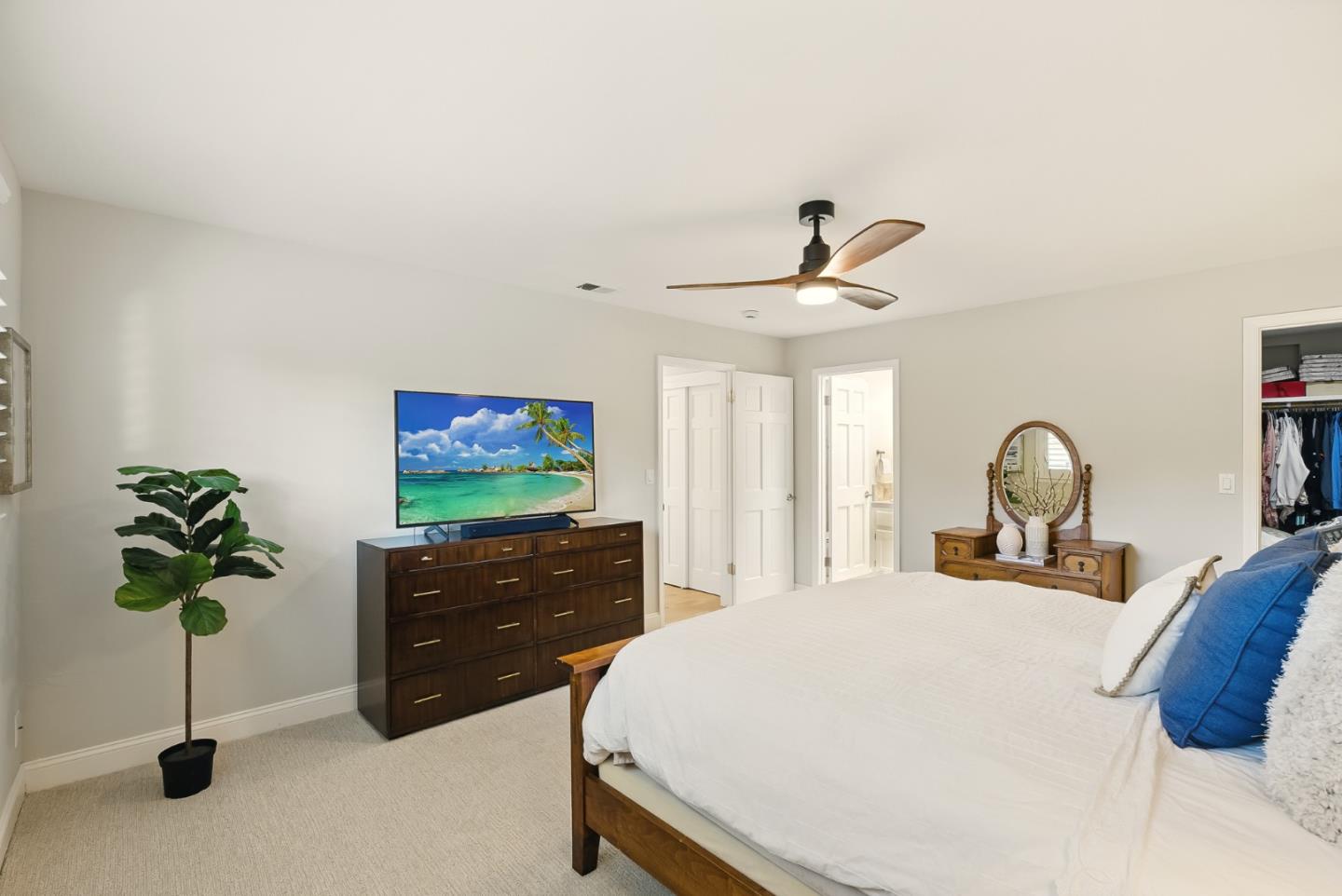 Detail Gallery Image 25 of 54 For 1010 Creekside Ct, Morgan Hill,  CA 95037 - 5 Beds | 3 Baths