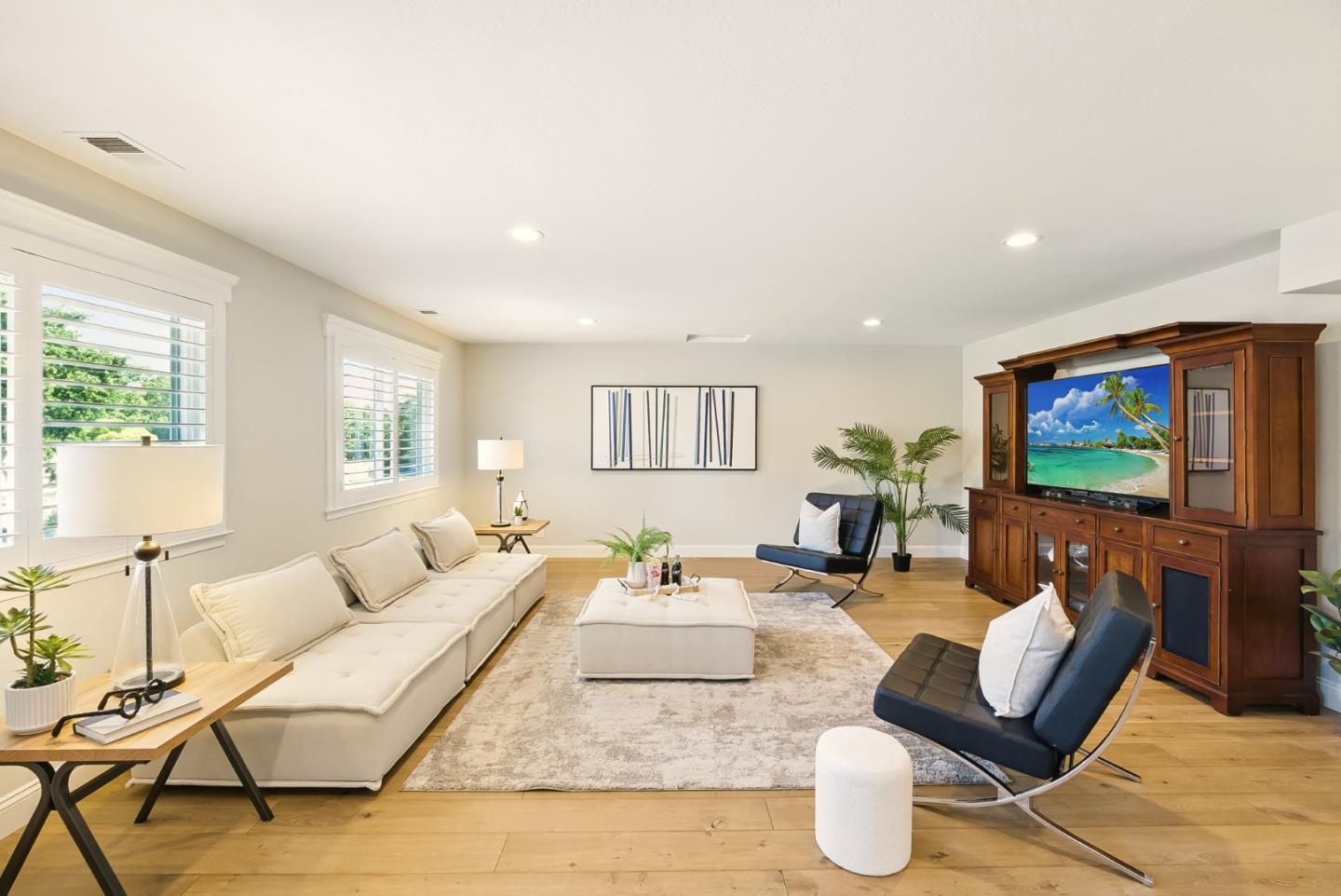 Detail Gallery Image 36 of 54 For 1010 Creekside Ct, Morgan Hill,  CA 95037 - 5 Beds | 3 Baths