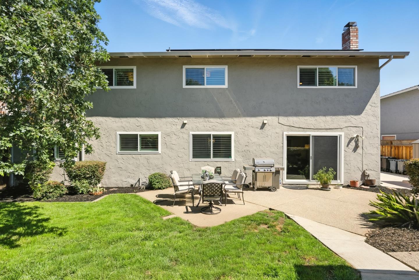 Detail Gallery Image 41 of 54 For 1010 Creekside Ct, Morgan Hill,  CA 95037 - 5 Beds | 3 Baths