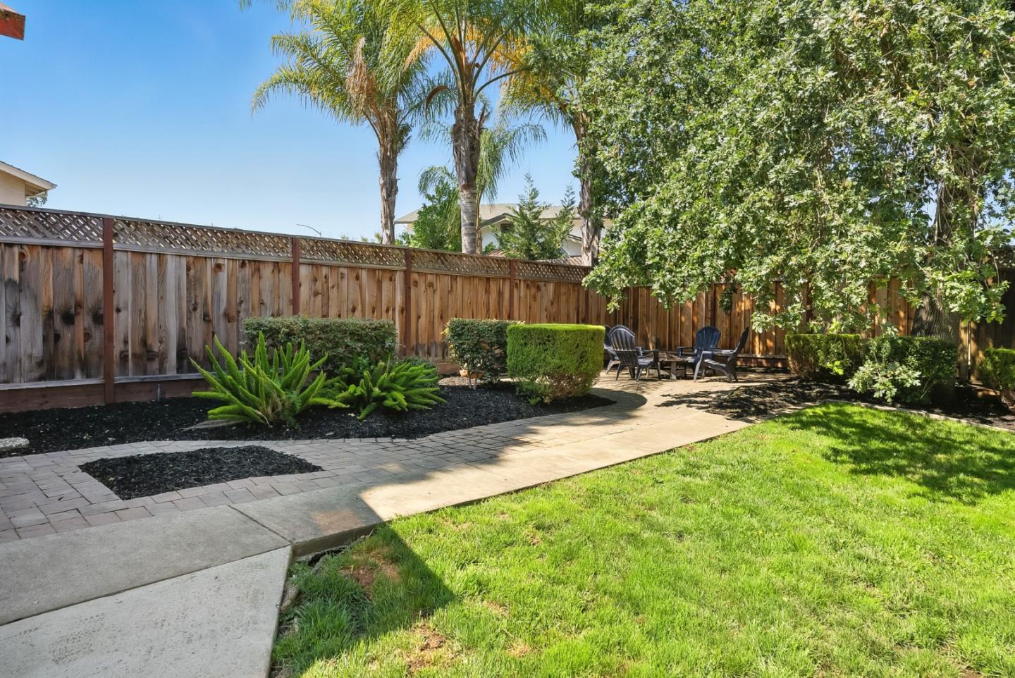 Detail Gallery Image 43 of 54 For 1010 Creekside Ct, Morgan Hill,  CA 95037 - 5 Beds | 3 Baths