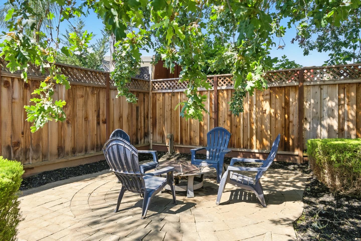 Detail Gallery Image 44 of 54 For 1010 Creekside Ct, Morgan Hill,  CA 95037 - 5 Beds | 3 Baths