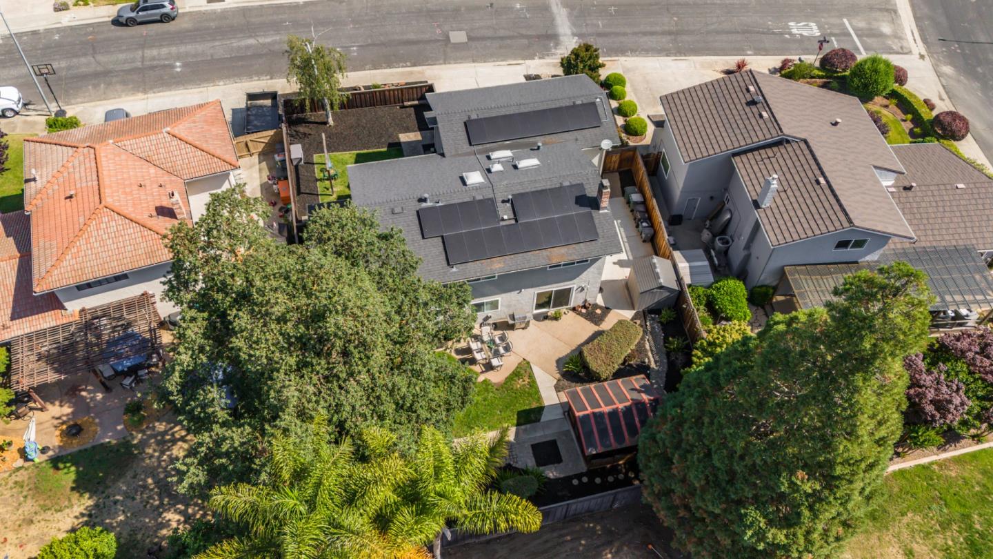 Detail Gallery Image 53 of 54 For 1010 Creekside Ct, Morgan Hill,  CA 95037 - 5 Beds | 3 Baths