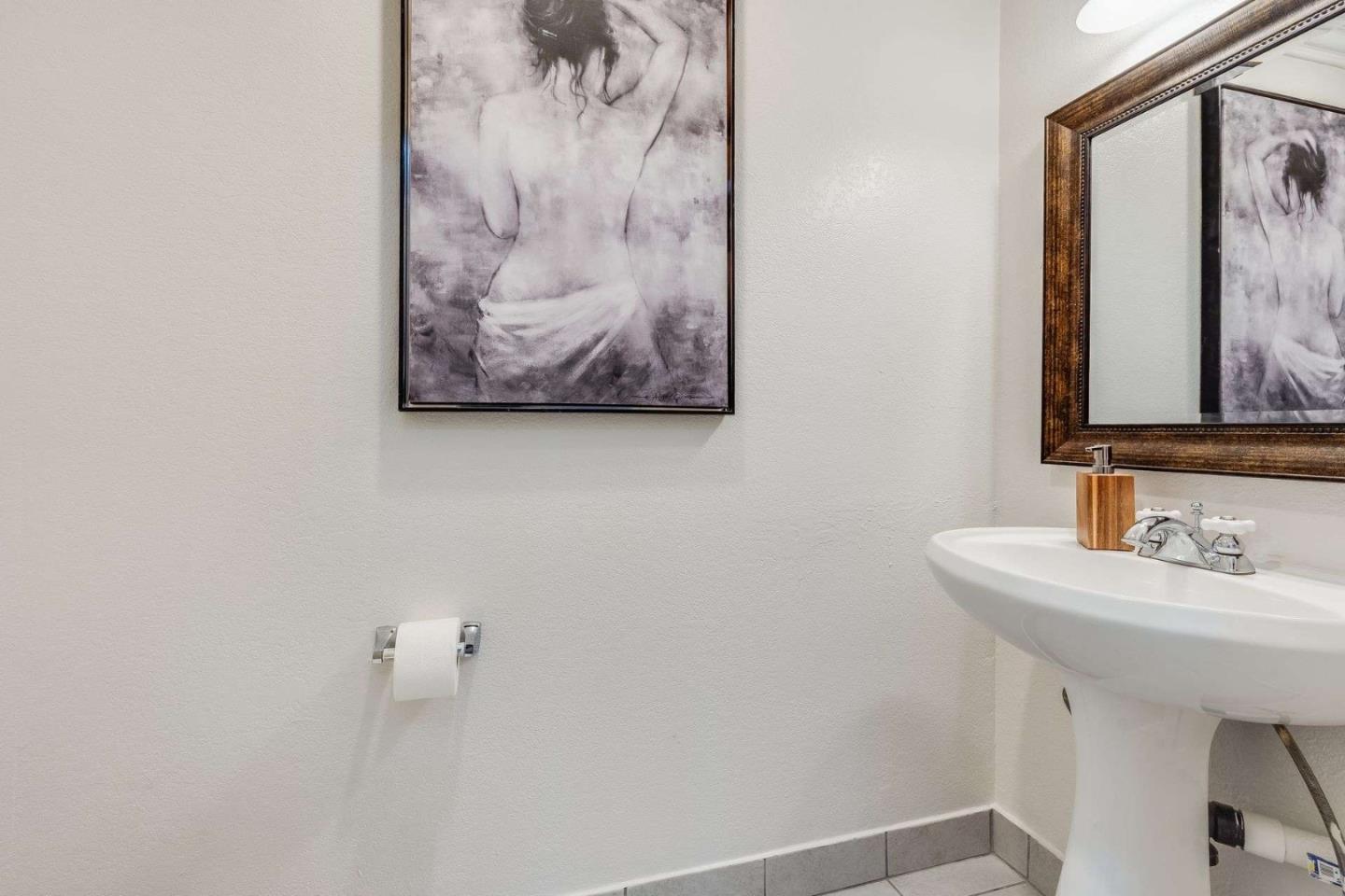 Detail Gallery Image 14 of 36 For 829 Montgomery St, Mountain View,  CA 94041 - 2 Beds | 2/1 Baths