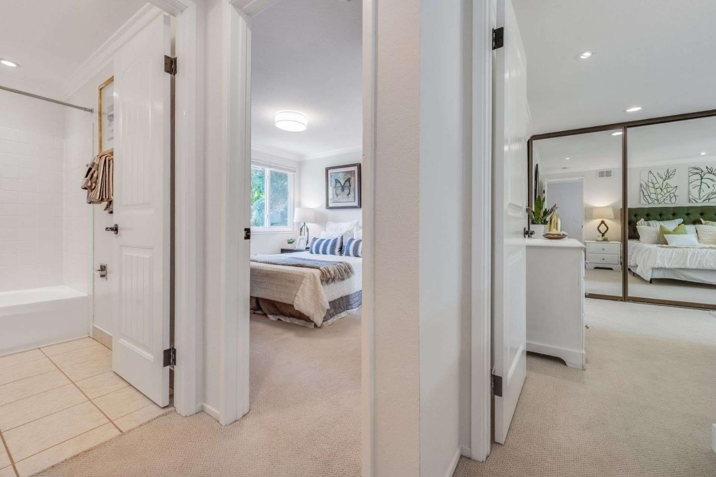 Detail Gallery Image 16 of 36 For 829 Montgomery St, Mountain View,  CA 94041 - 2 Beds | 2/1 Baths