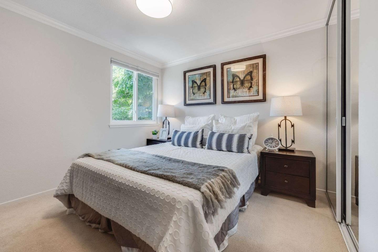 Detail Gallery Image 19 of 36 For 829 Montgomery St, Mountain View,  CA 94041 - 2 Beds | 2/1 Baths