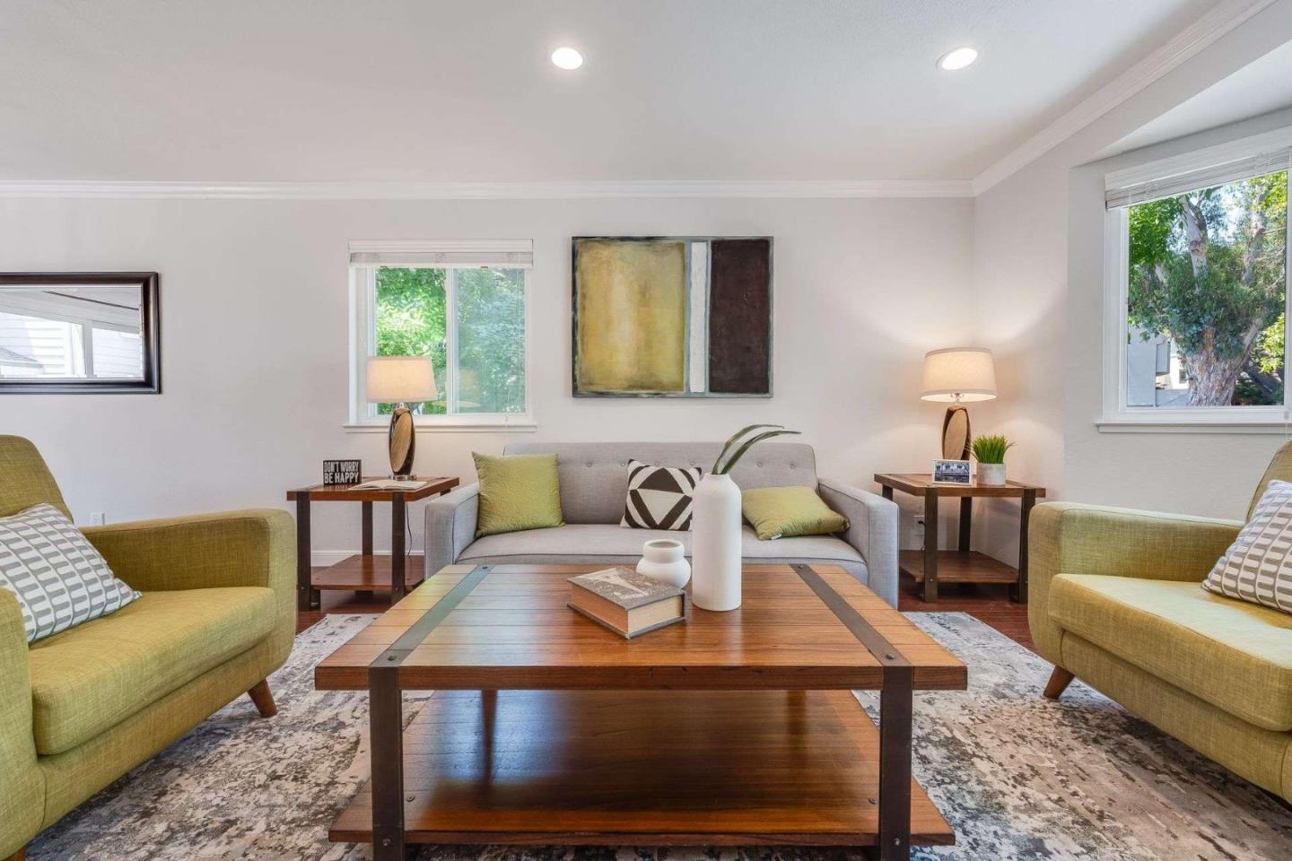 Detail Gallery Image 6 of 36 For 829 Montgomery St, Mountain View,  CA 94041 - 2 Beds | 2/1 Baths