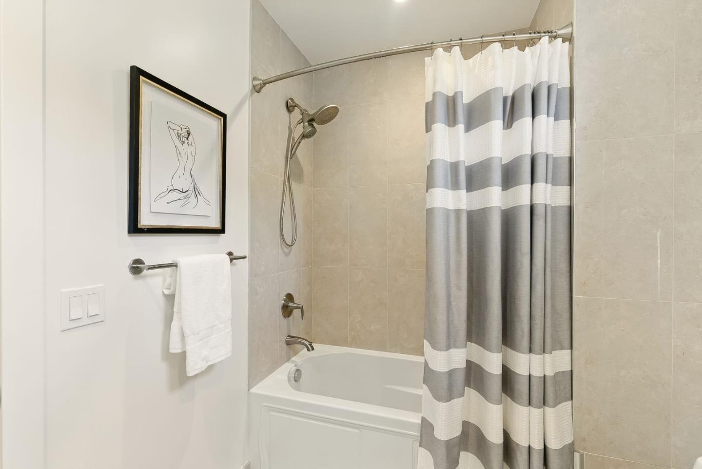 Detail Gallery Image 12 of 32 For 600 El Camino Real #312,  Belmont,  CA 94002 - 3 Beds | 2 Baths