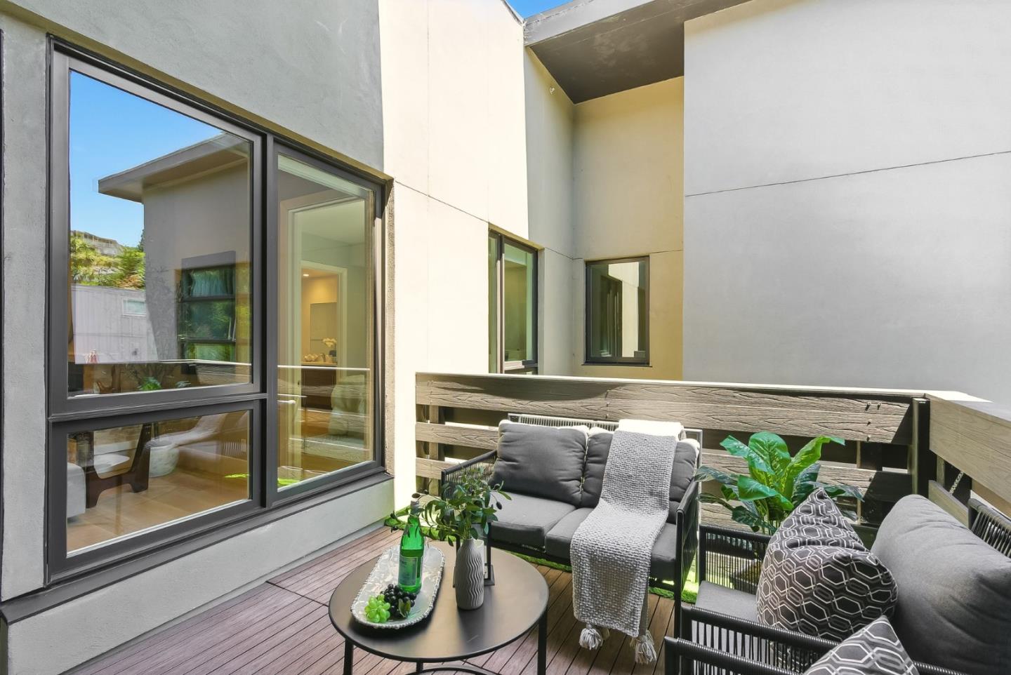 Detail Gallery Image 16 of 32 For 600 El Camino Real #312,  Belmont,  CA 94002 - 3 Beds | 2 Baths