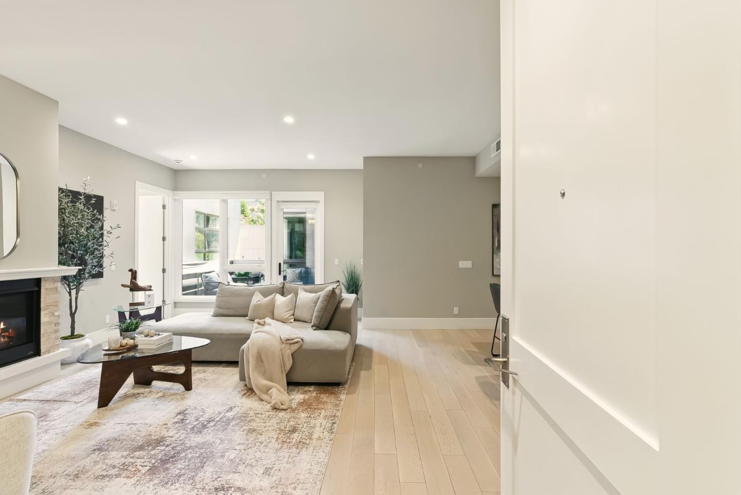 Detail Gallery Image 23 of 32 For 600 El Camino Real #312,  Belmont,  CA 94002 - 3 Beds | 2 Baths