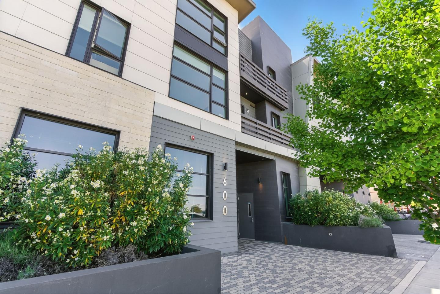 Detail Gallery Image 31 of 32 For 600 El Camino Real #312,  Belmont,  CA 94002 - 3 Beds | 2 Baths