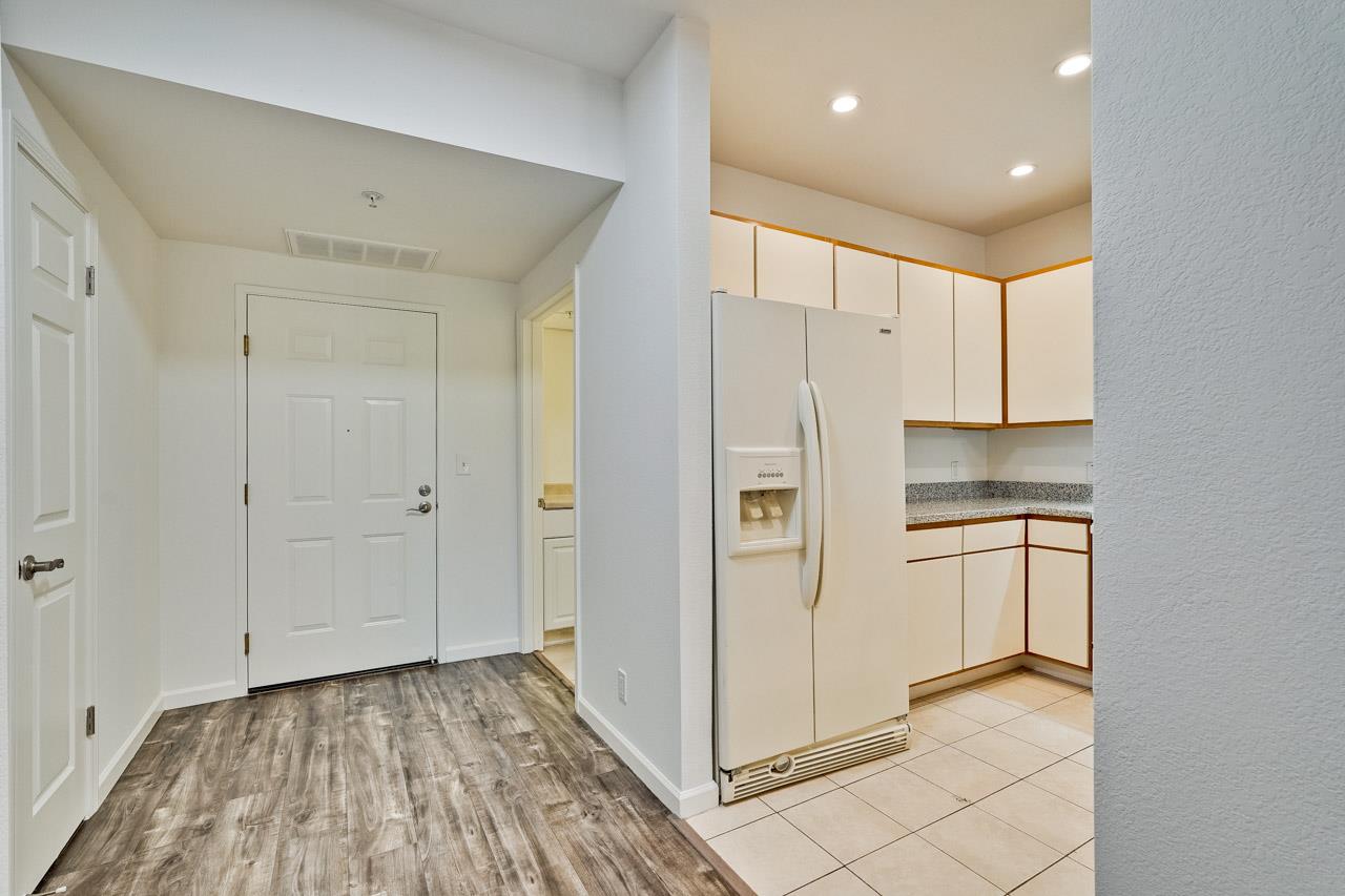 Detail Gallery Image 11 of 34 For 951 S 12th St #102,  San Jose,  CA 95112 - 2 Beds | 2 Baths