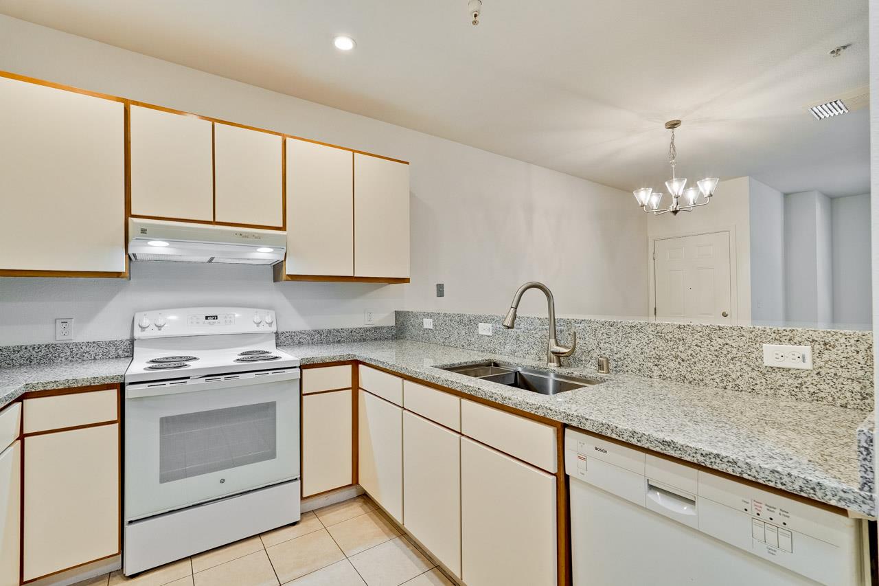 Detail Gallery Image 14 of 34 For 951 S 12th St #102,  San Jose,  CA 95112 - 2 Beds | 2 Baths