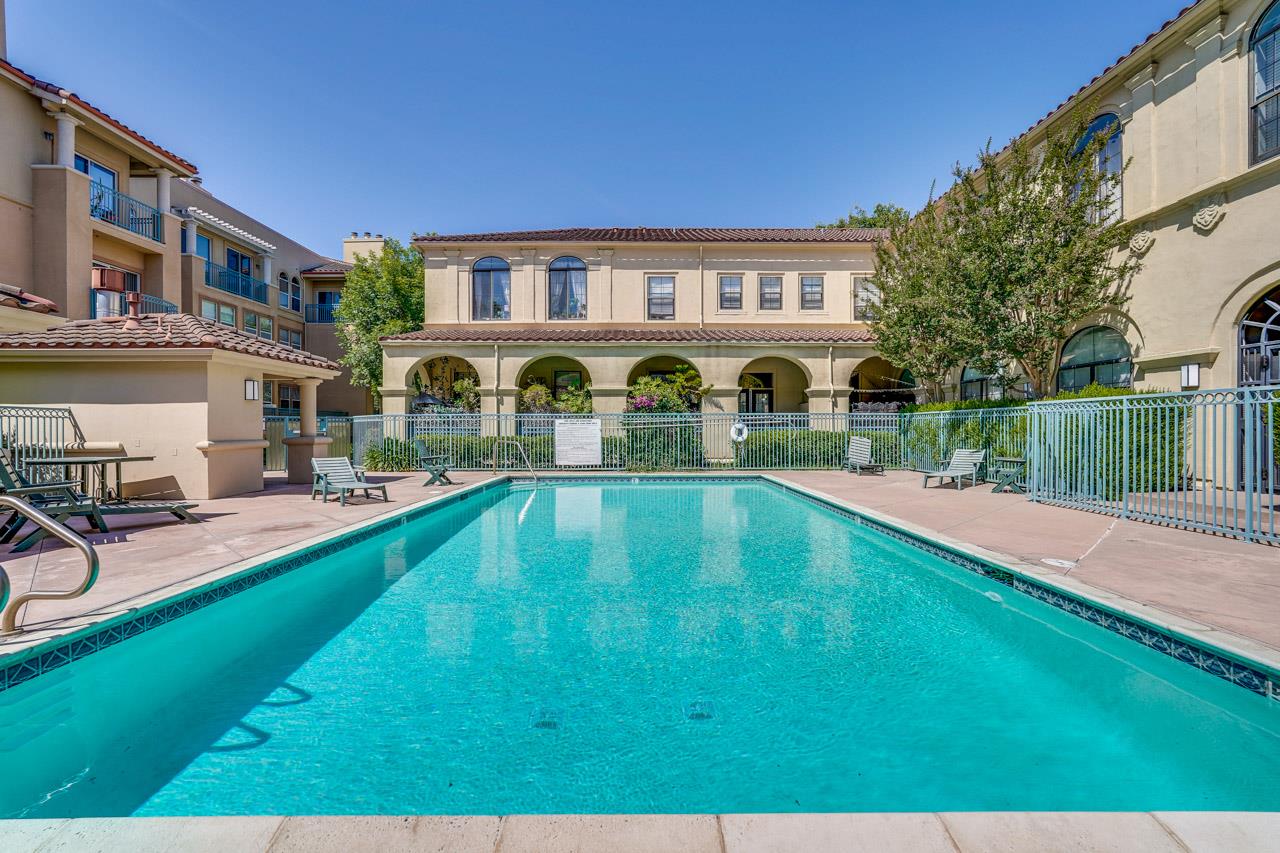 Detail Gallery Image 33 of 34 For 951 S 12th St #102,  San Jose,  CA 95112 - 2 Beds | 2 Baths