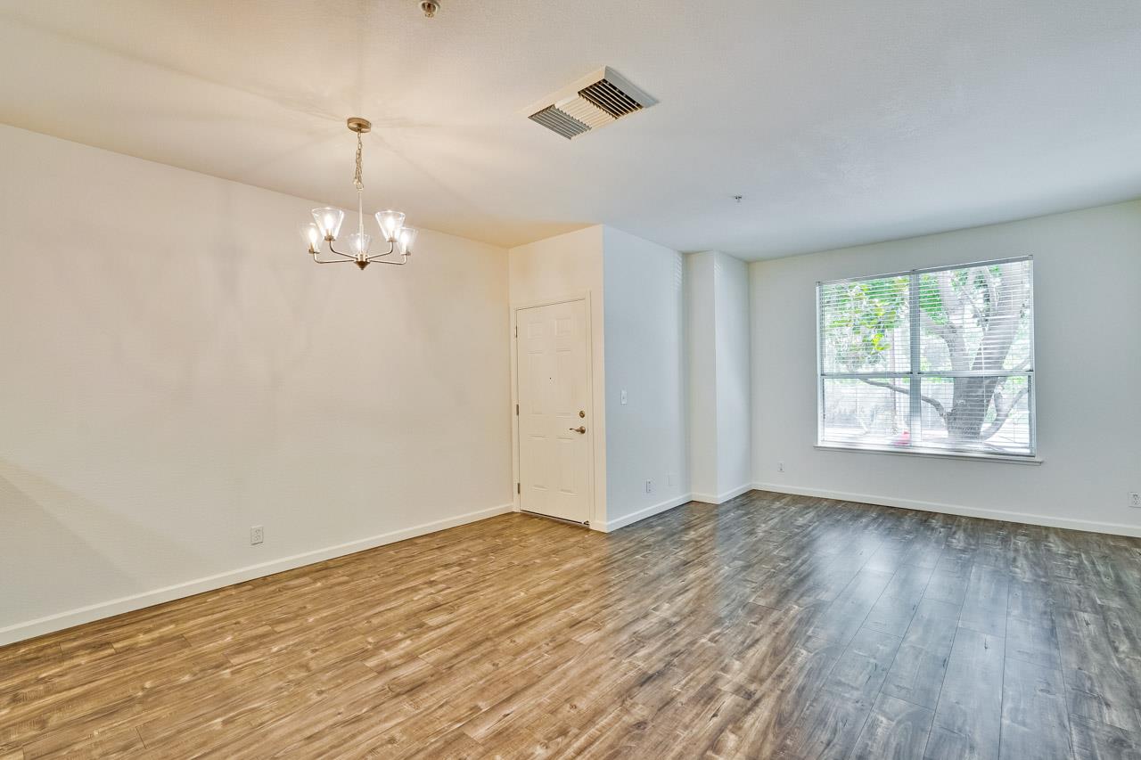 Detail Gallery Image 5 of 34 For 951 S 12th St #102,  San Jose,  CA 95112 - 2 Beds | 2 Baths