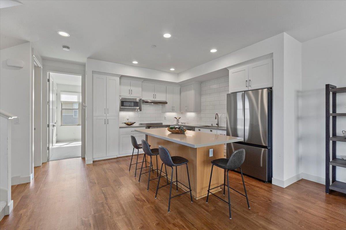 Detail Gallery Image 5 of 25 For 900 Lundy, Scotts Valley,  CA 95066 - 4 Beds | 3 Baths