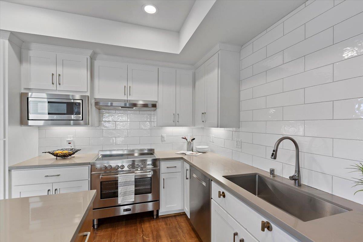 Detail Gallery Image 7 of 25 For 900 Lundy, Scotts Valley,  CA 95066 - 4 Beds | 3 Baths