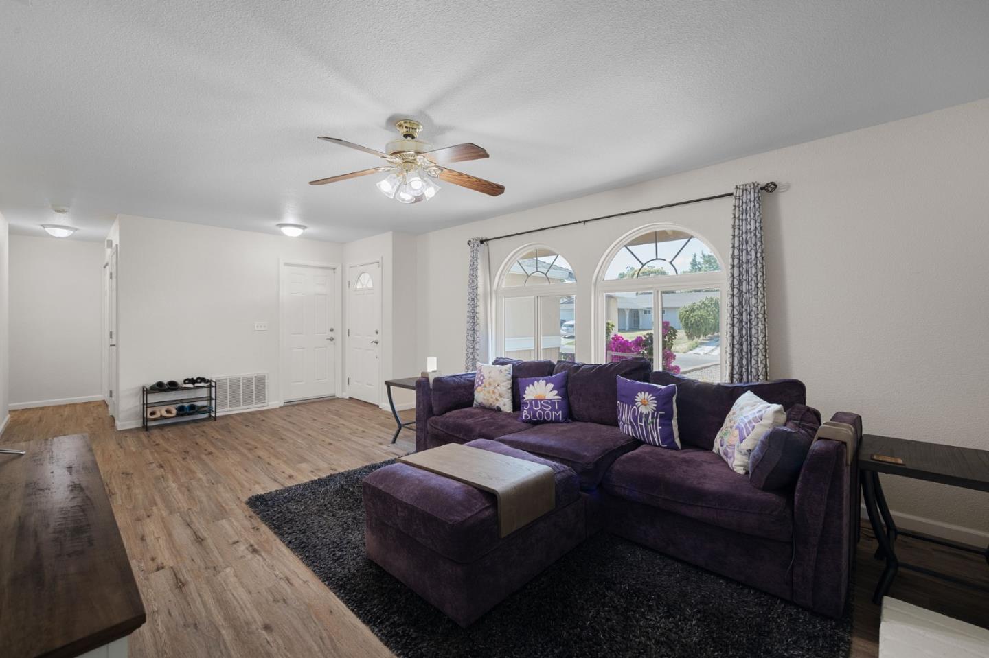Detail Gallery Image 10 of 52 For 4165 Ernestine Way, North Highlands,  CA 95660 - 3 Beds | 2 Baths
