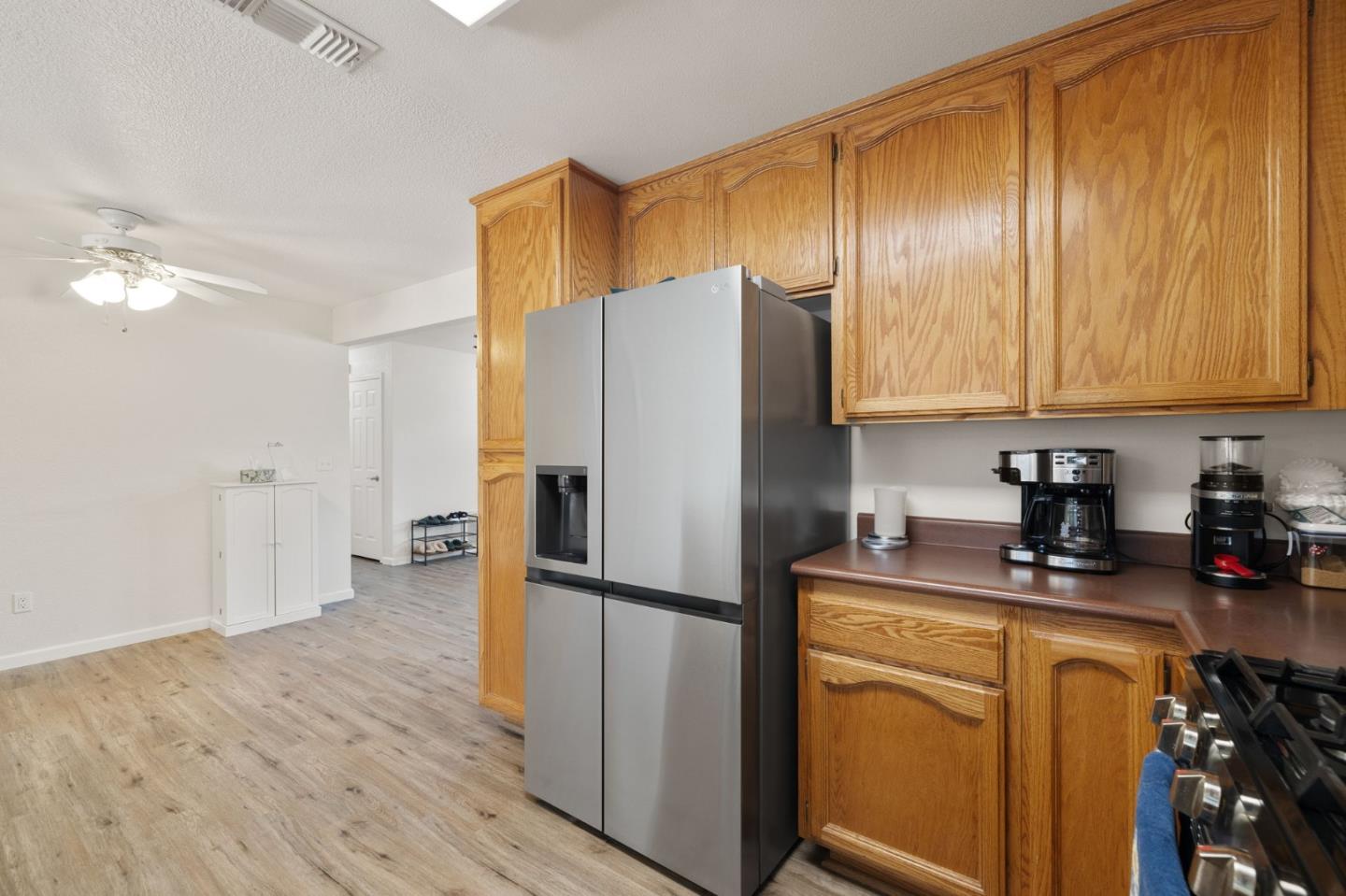Detail Gallery Image 15 of 52 For 4165 Ernestine Way, North Highlands,  CA 95660 - 3 Beds | 2 Baths