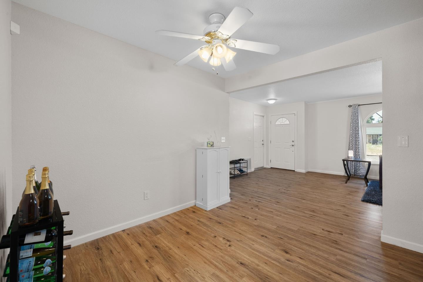 Detail Gallery Image 16 of 52 For 4165 Ernestine Way, North Highlands,  CA 95660 - 3 Beds | 2 Baths
