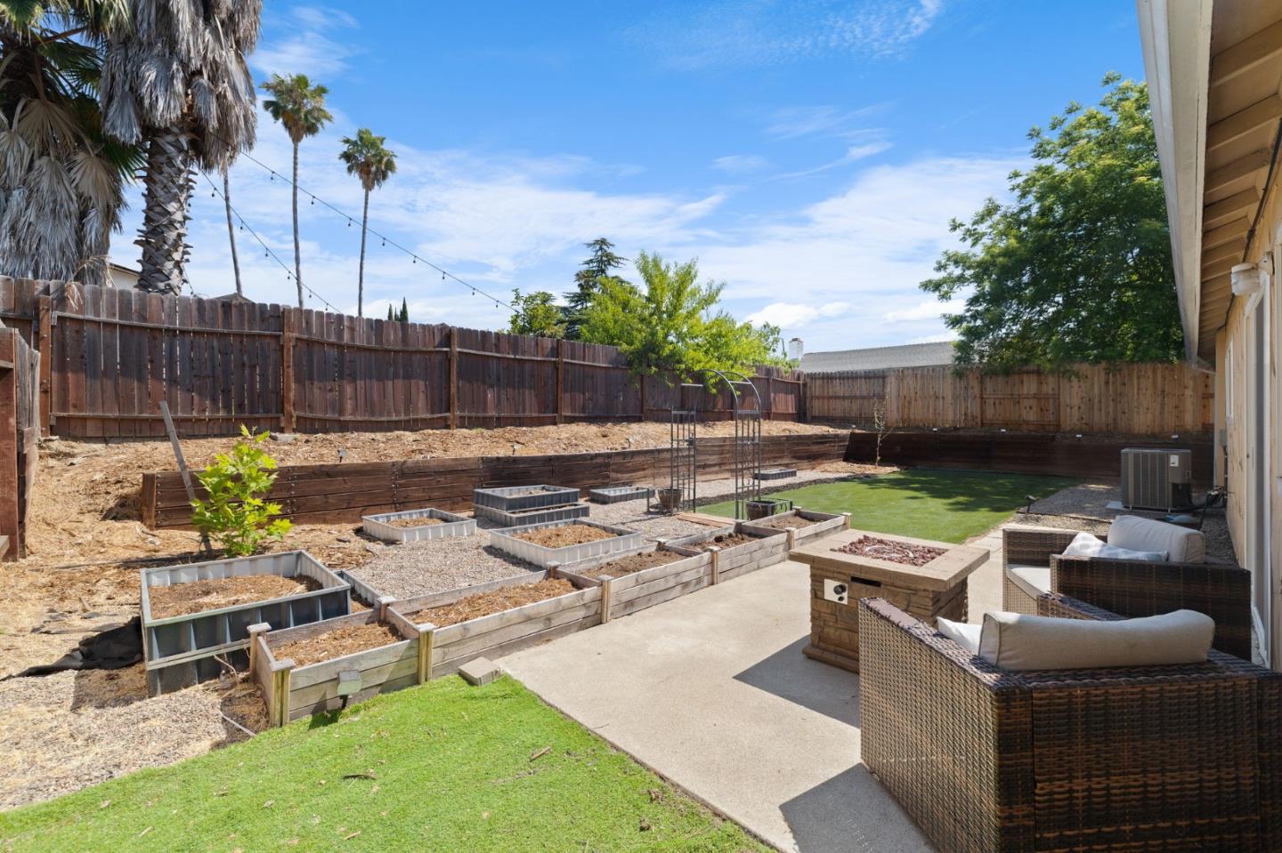 Detail Gallery Image 37 of 52 For 4165 Ernestine Way, North Highlands,  CA 95660 - 3 Beds | 2 Baths