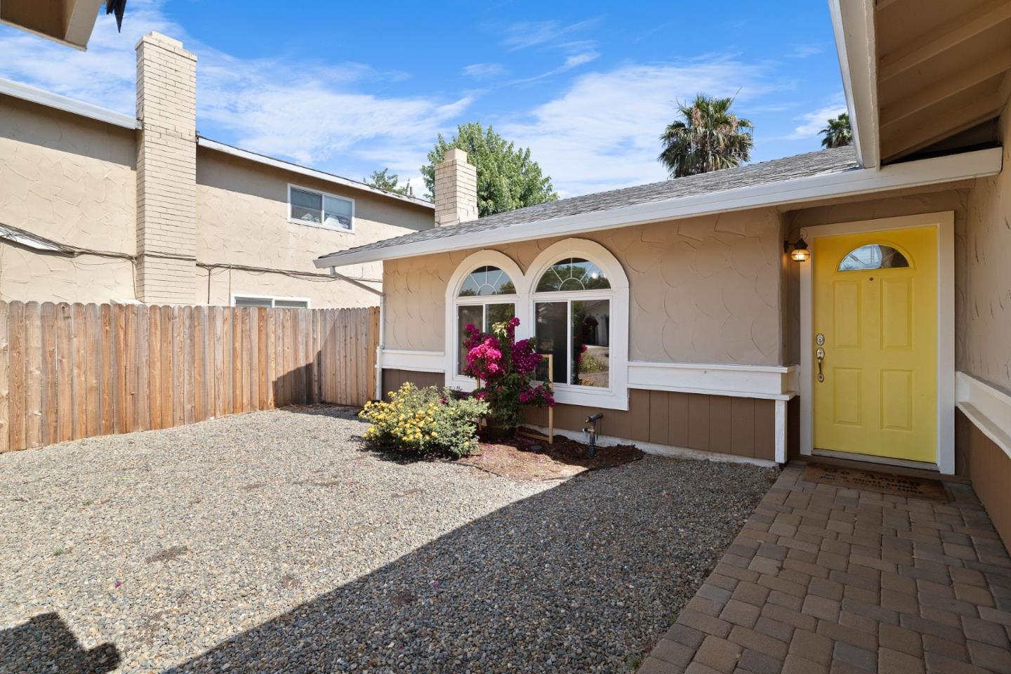 Detail Gallery Image 6 of 52 For 4165 Ernestine Way, North Highlands,  CA 95660 - 3 Beds | 2 Baths