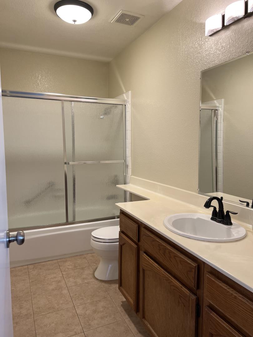 Detail Gallery Image 5 of 7 For 1311 Chandon Ct, San Jose,  CA 95125 - 2 Beds | 2/1 Baths