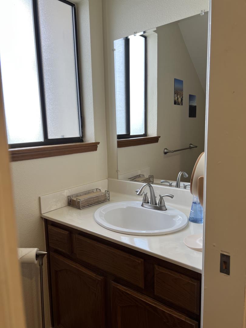 Detail Gallery Image 7 of 7 For 1311 Chandon Ct, San Jose,  CA 95125 - 2 Beds | 2/1 Baths