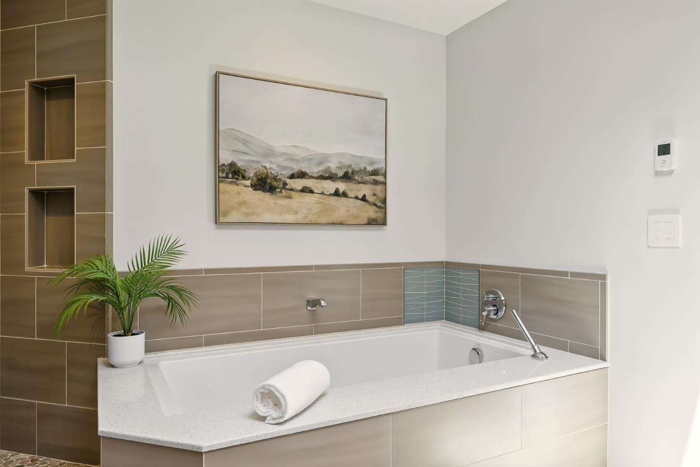 Detail Gallery Image 31 of 59 For 1350 N Central Ave, San Jose,  CA 95128 - 4 Beds | 3 Baths