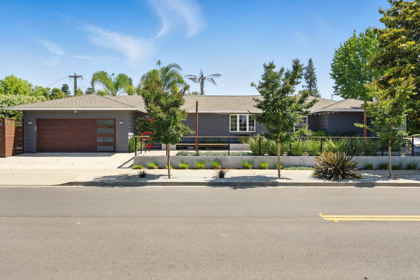 Detail Gallery Image 4 of 59 For 1350 N Central Ave, San Jose,  CA 95128 - 4 Beds | 3 Baths