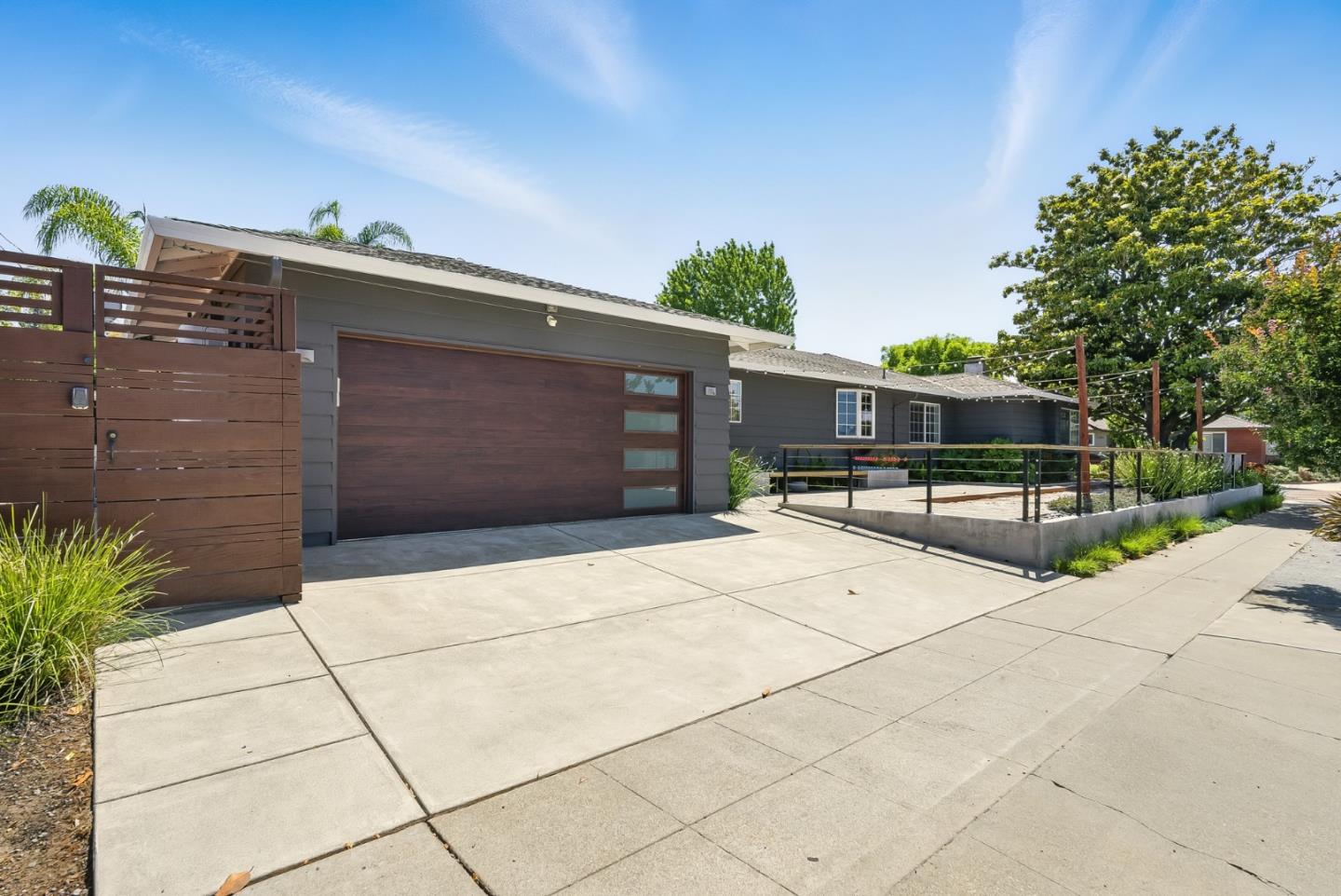 Detail Gallery Image 5 of 59 For 1350 N Central Ave, San Jose,  CA 95128 - 4 Beds | 3 Baths