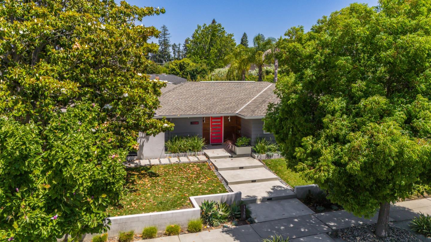 Detail Gallery Image 9 of 59 For 1350 N Central Ave, San Jose,  CA 95128 - 4 Beds | 3 Baths